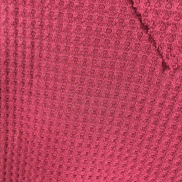 NWT Altar’d State long sleeve v neck top maroon size XL - Picture 4 of 5